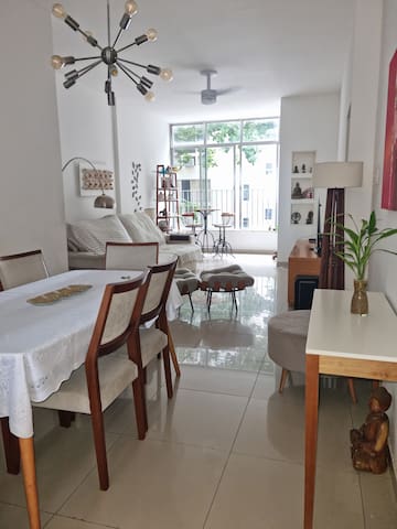 Apto em Copacabana com vista