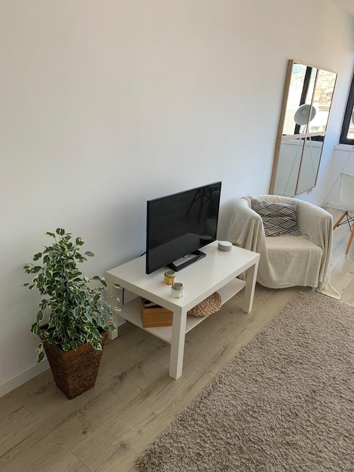 Apartamento Luminoso Muy Equipado Y Con Vistas (P) - Barcelona