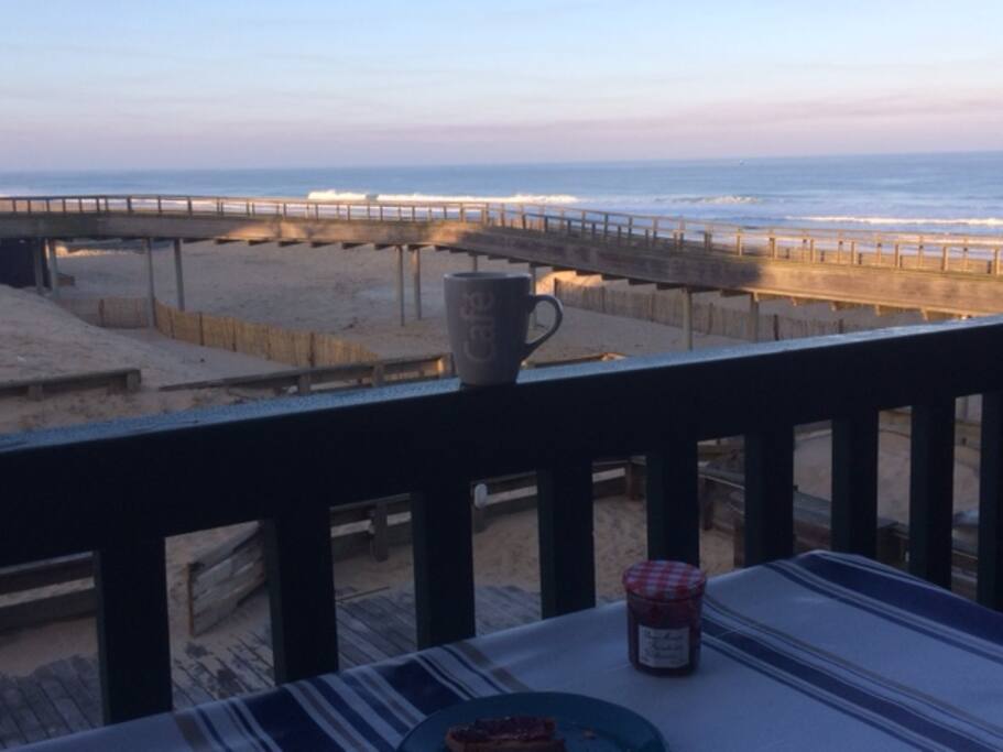 breakfast on the balcony!