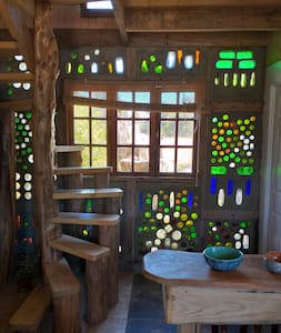 Cabaña piensa verde