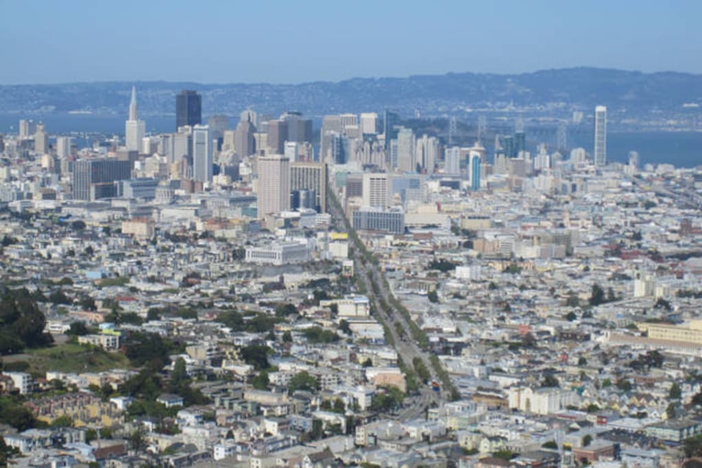 Some of the best views in all of San Francisco from this apartment.