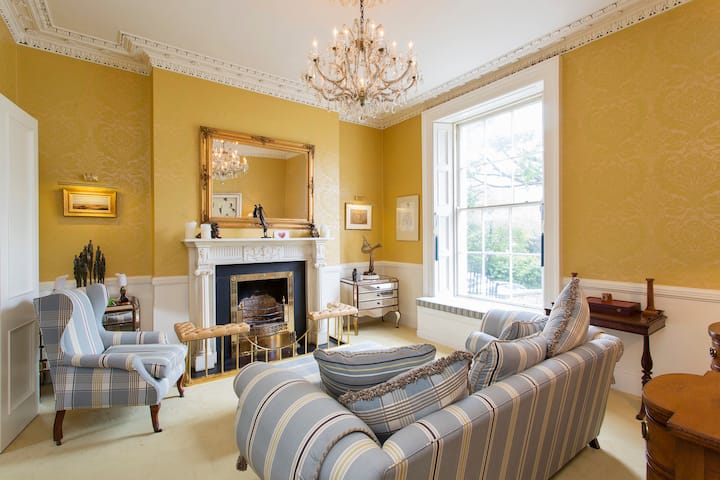 Entire Georgian At 24 Waterloo Road - 더블린