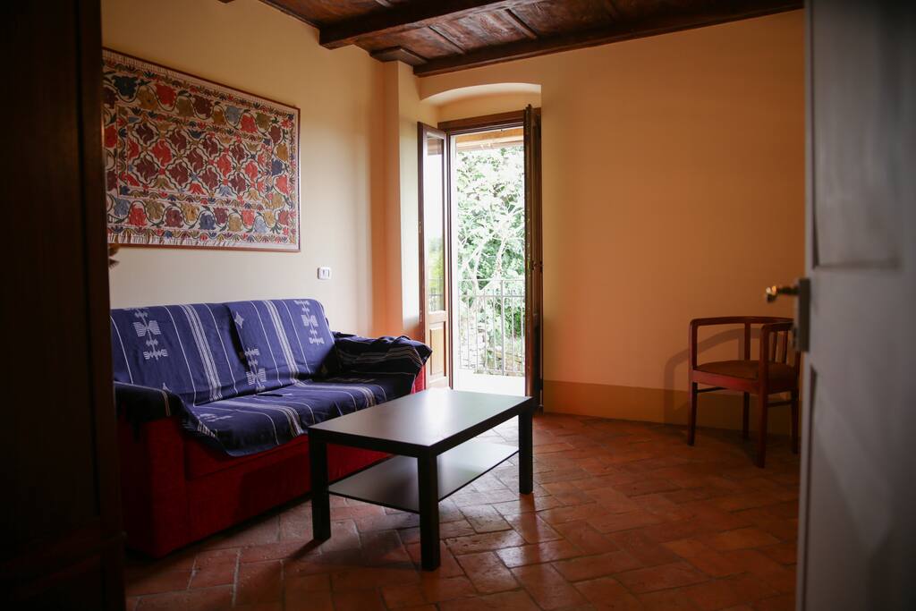 Lo studio con divano letto