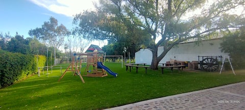 Country house for family rest with 2000m2