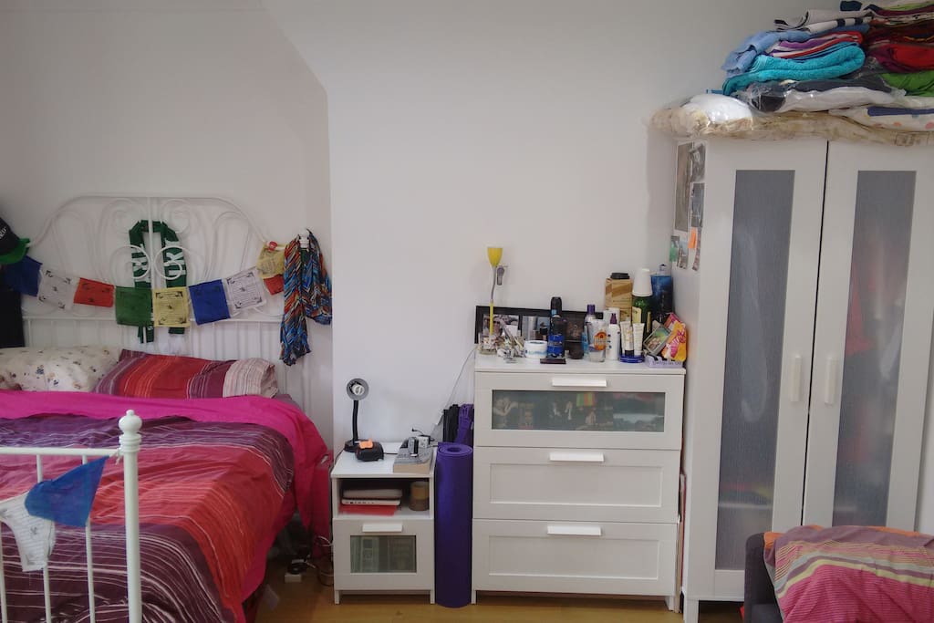 Homely room with plenty of colour.