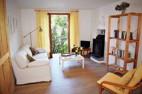 Enjoyable location in old house, Lake Maggiore