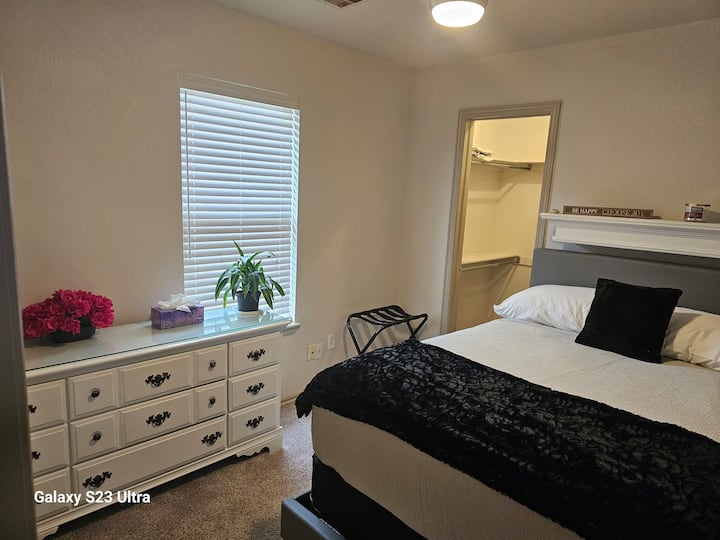 غرفة النوم 2