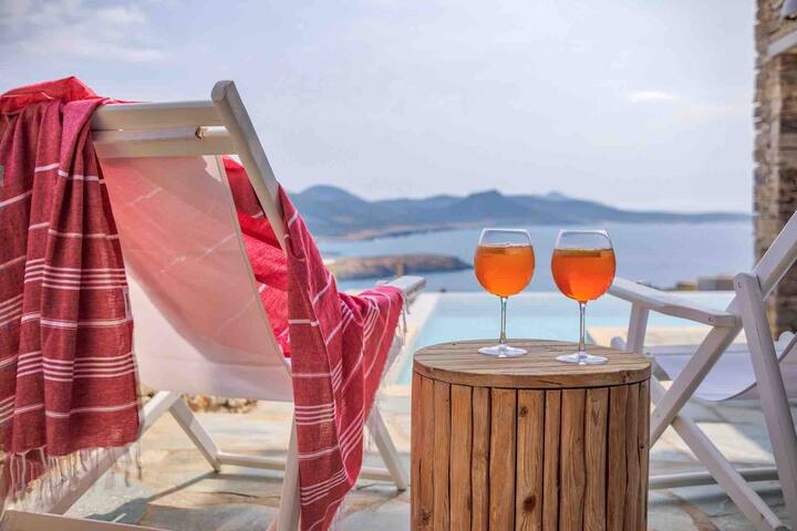 Villa Despotiko-Antiparos with breathtaking views gallery image 3