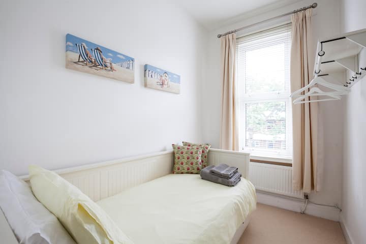 საძინებელი 3