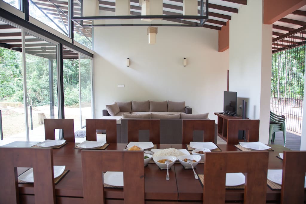 Sitting And Dinning Area