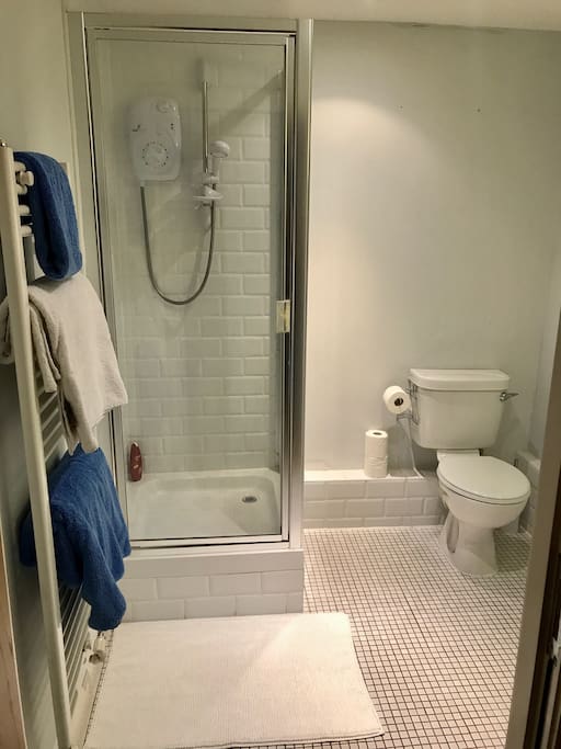 Your private large en-suite