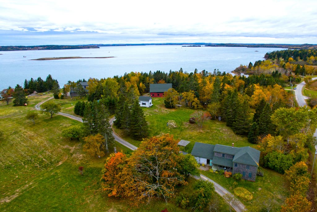 1790 Jacob Lincoln Farm House from the sky