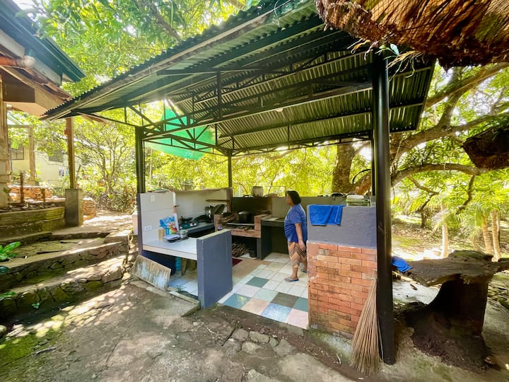 Balai Celina; A Relaxing Private Beach House Oasis - Paracale
