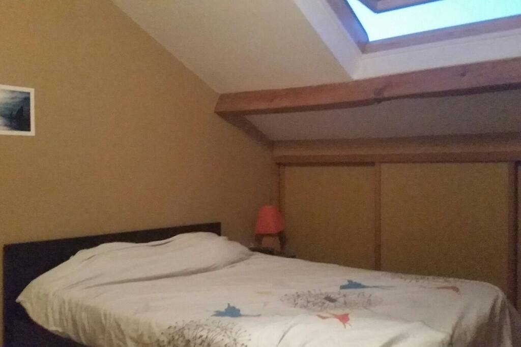 Large bedroom, for 2 people.