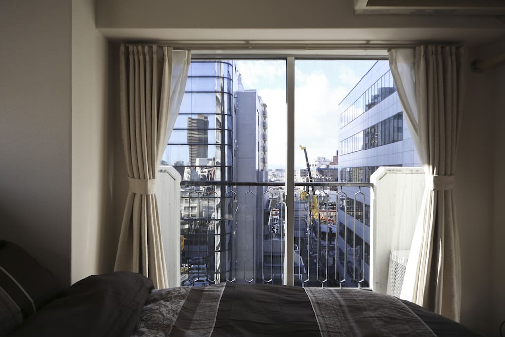 Floor to ceiling windows 落地窗