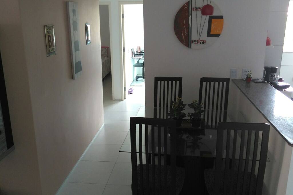 Sala de Jantar e Corredor