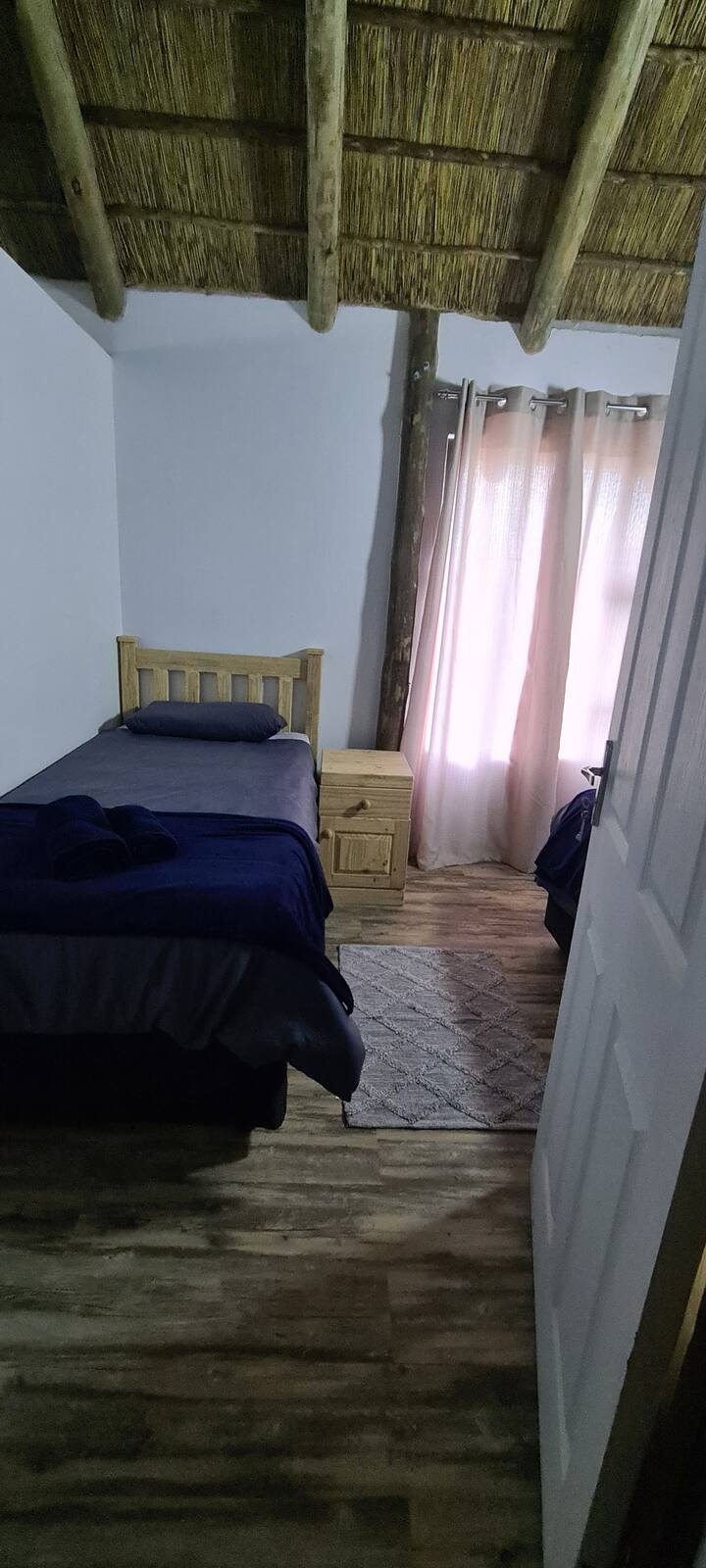 Dhomë gjumi 4