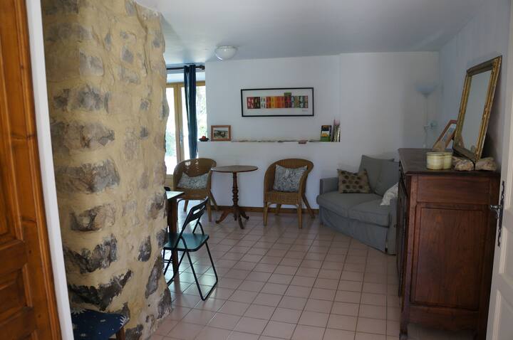 Gîte "Lavande" Pour 2 Personnes Avec Piscine - Alba-la-Romaine