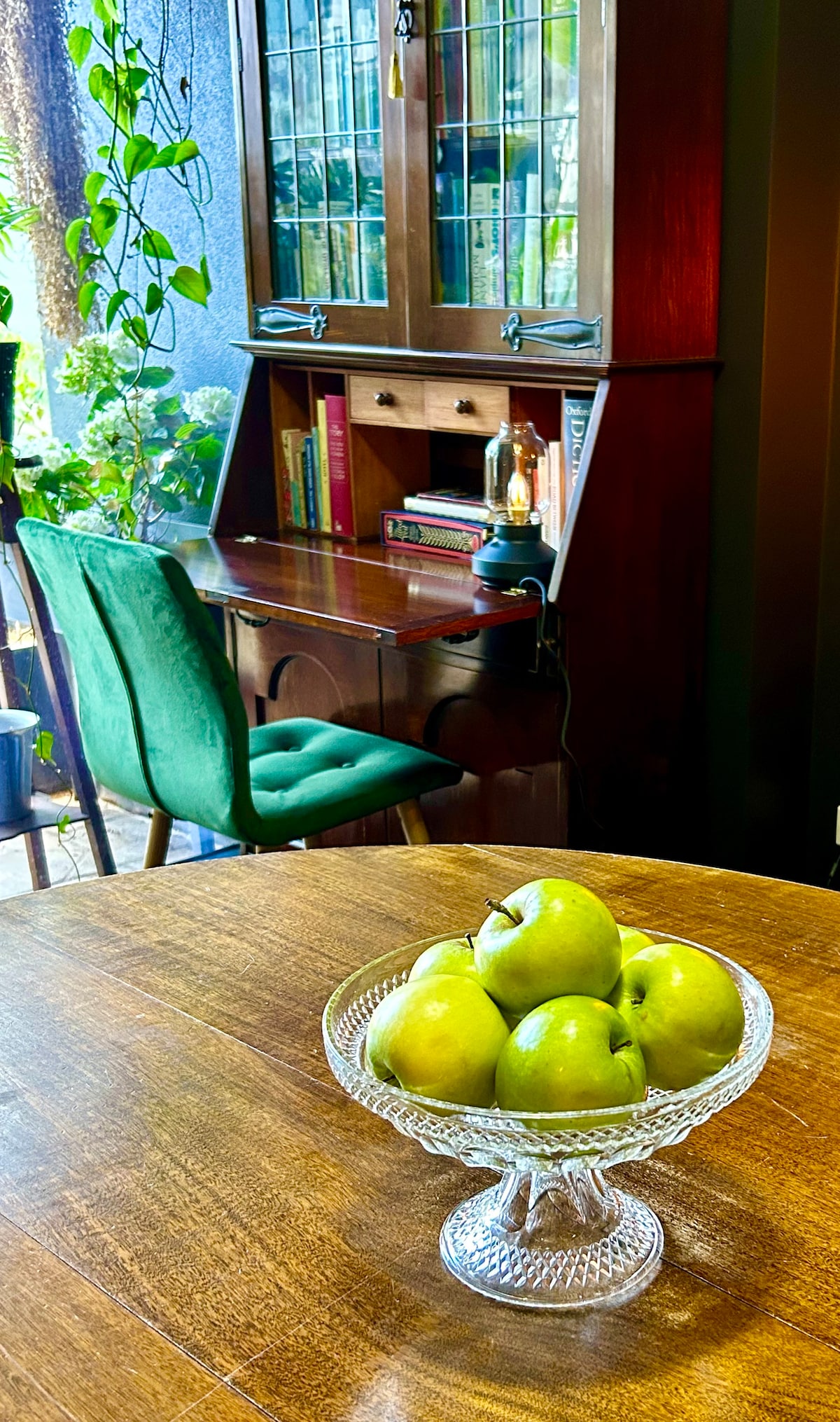 Successful Airbnb property: Melbourne-Unique Bohemian Luxe Central Arts & Ent in Southbank
