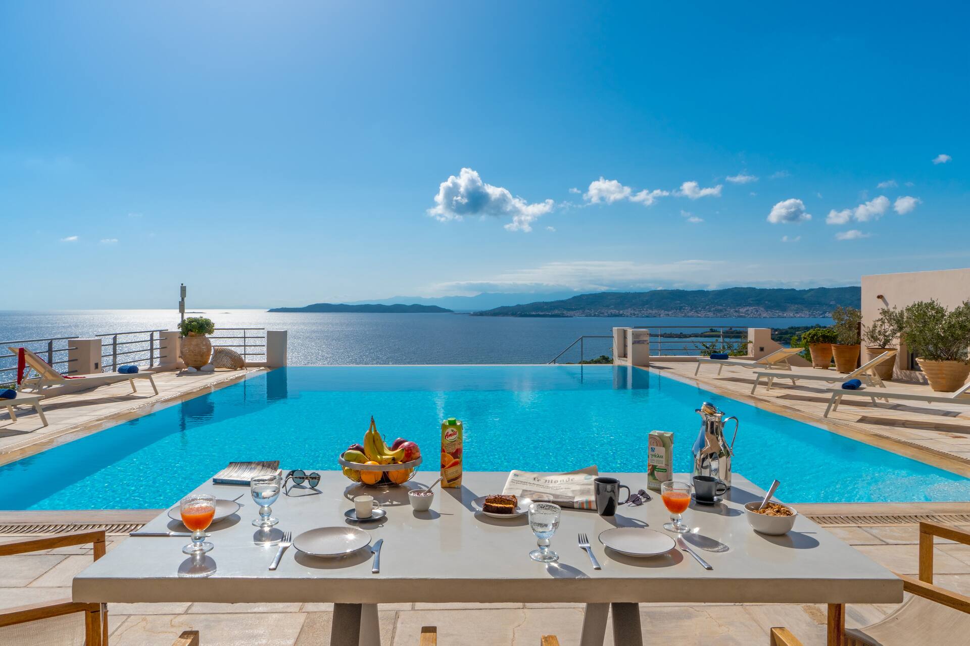 Villa Thalia ✧ Floating Heaven — photo 2