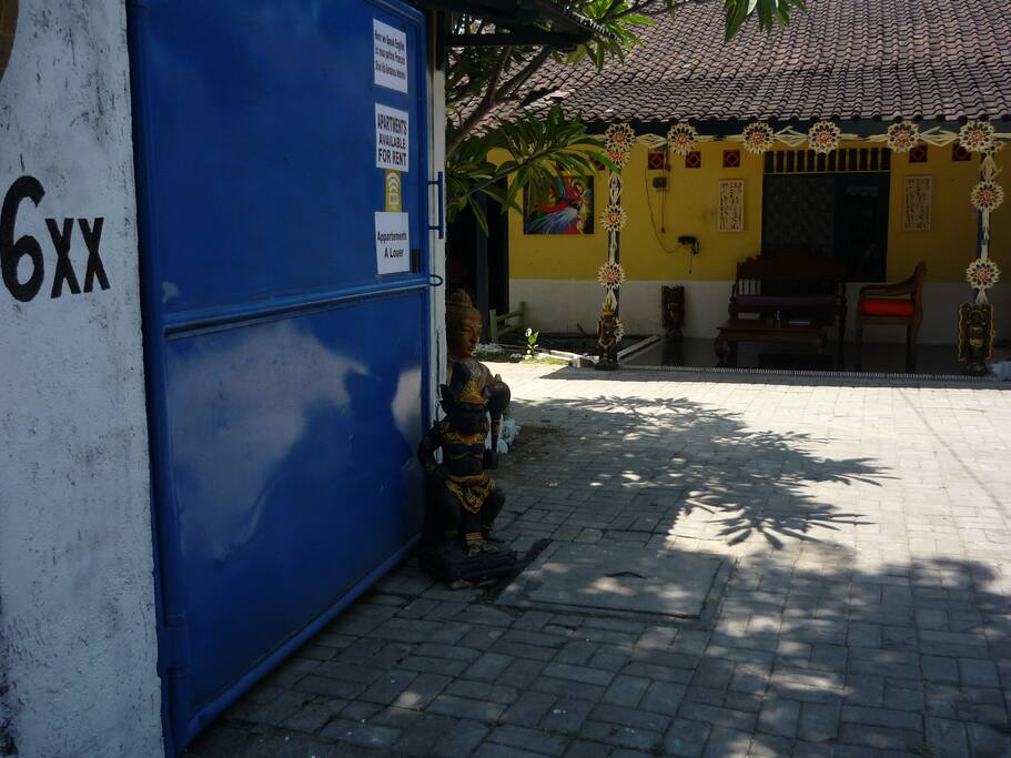 JALAN DRUPADI
SEMINYAK