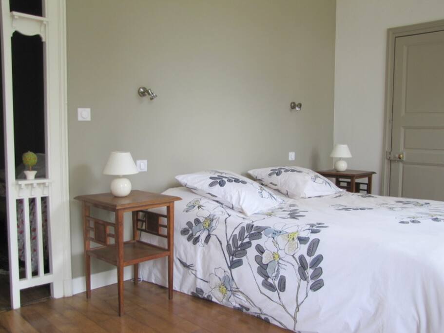 Chambre Amande donnant sur le jardin