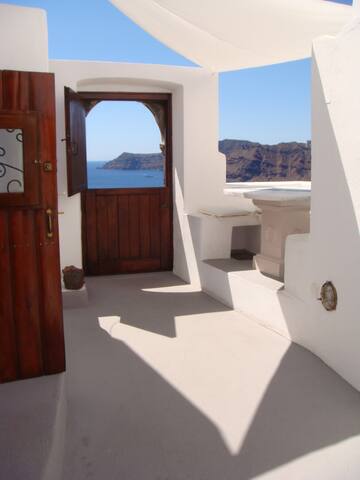 VILLA MATILDE-VOLCANO VIEW gallery image 4