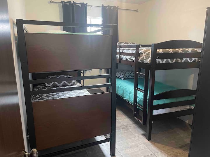 საძინებელი 1