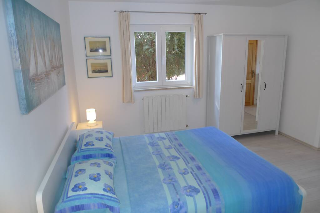 1st sleeping room.