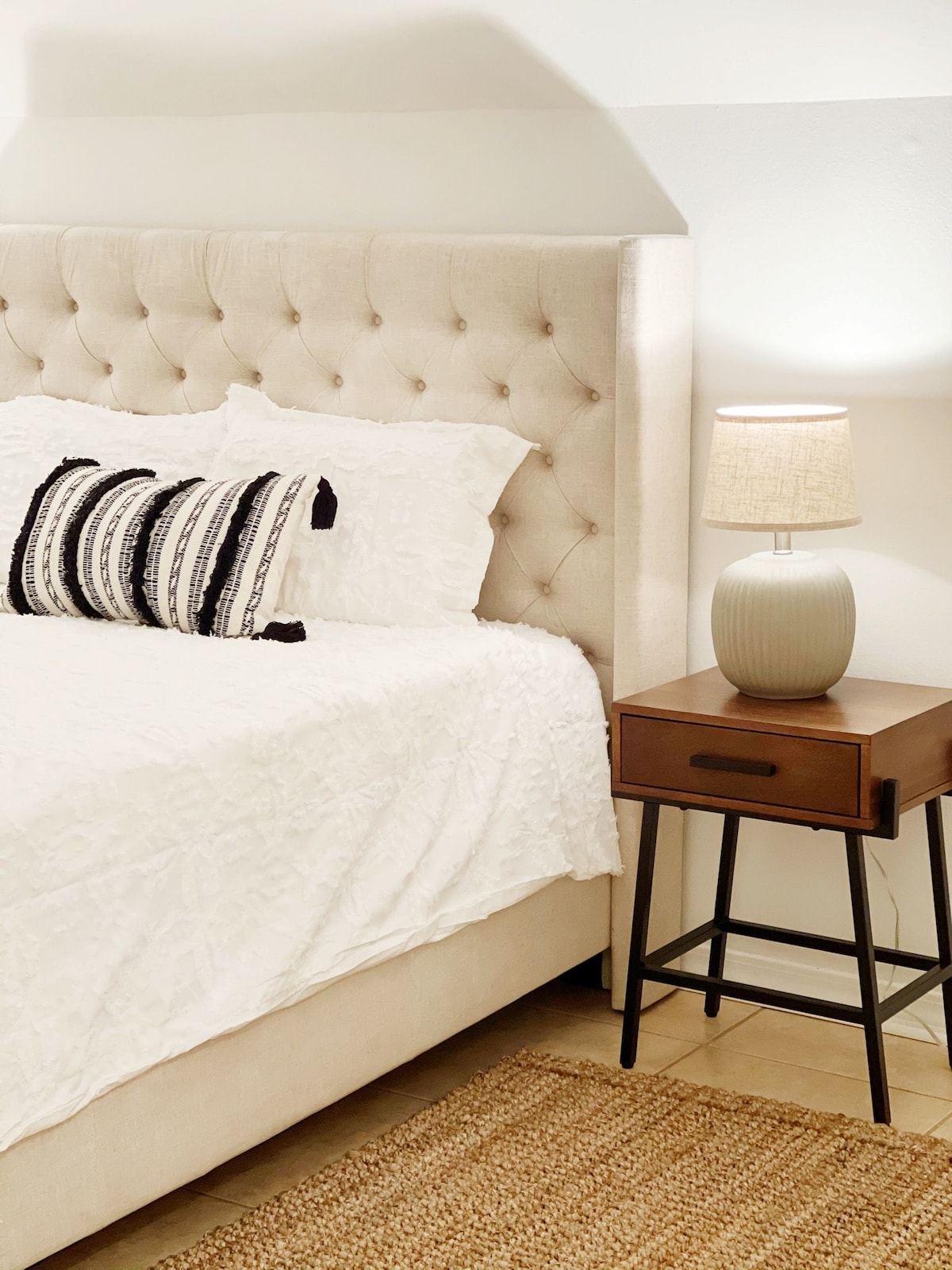 2楼卧室# 2张标准双人床 