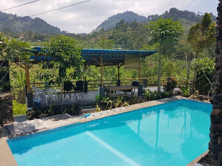 Gunung Bunder Vacation Rentals Homes Sukamakmur Indonesia Airbnb