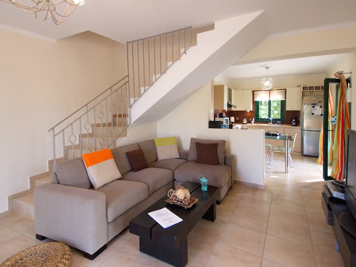Villa Yianna, with pool, Lourdas, Kefalonia
