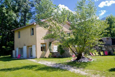 Comfortable house,10 pers,5 bedrooms30mn skiing!