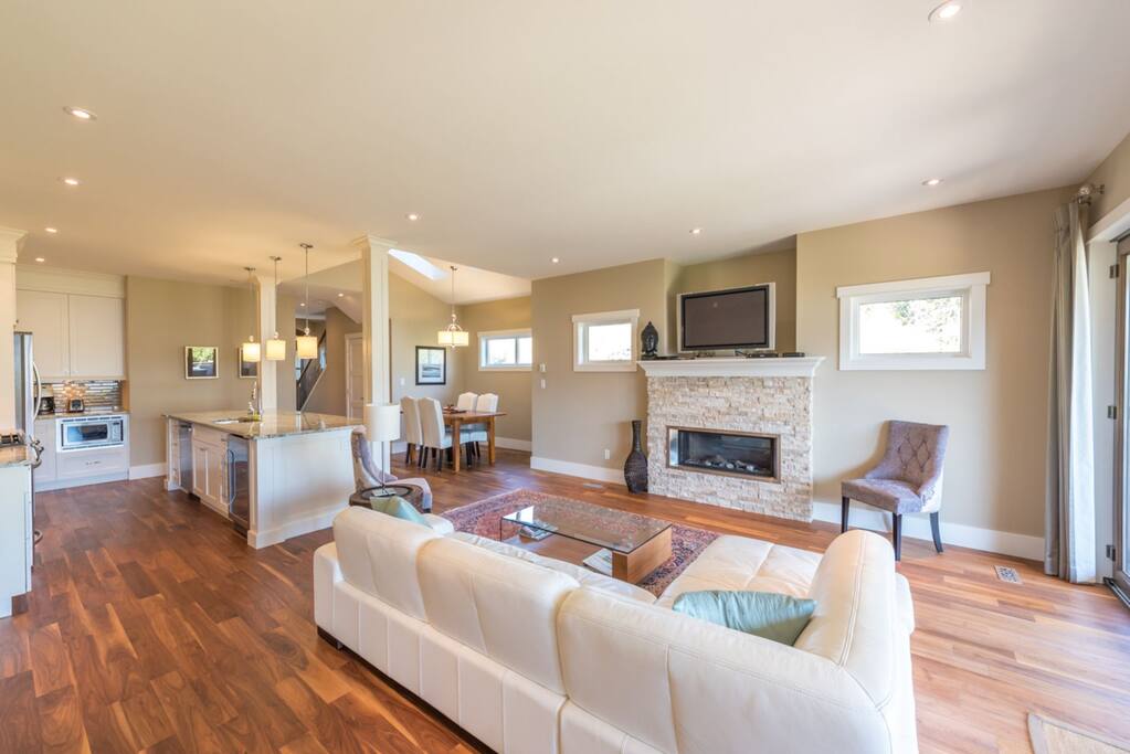 Main Living Area