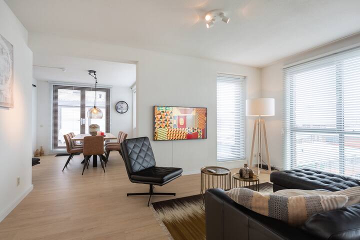 BizStay Harbour 72A Penthouse