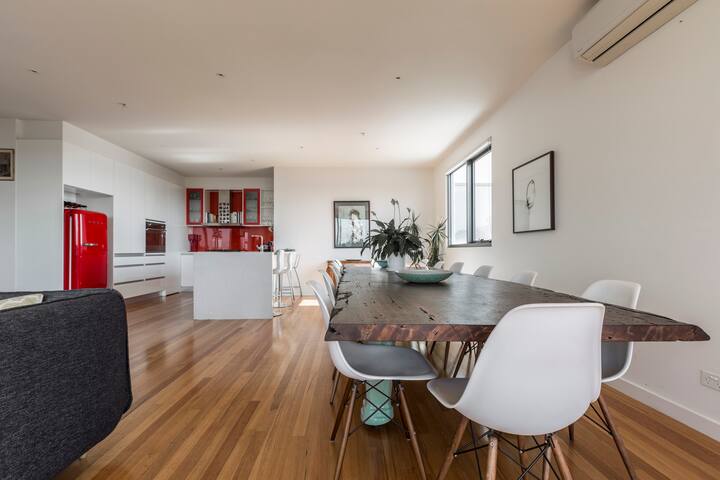 Penthouse rooftop apartment Brunswick gallery image 4