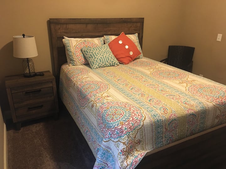 Chumba cha kulala 3 - "Kitu cha Samaki
" Kitanda cha ukubwa wa Malkia