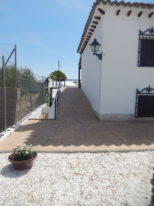 Entrada accesoria