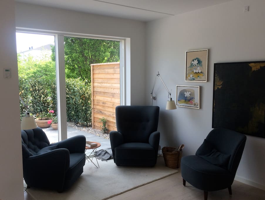 relaxing area 1. floor