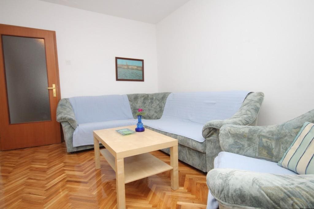 Living room, Surface: 15 m²