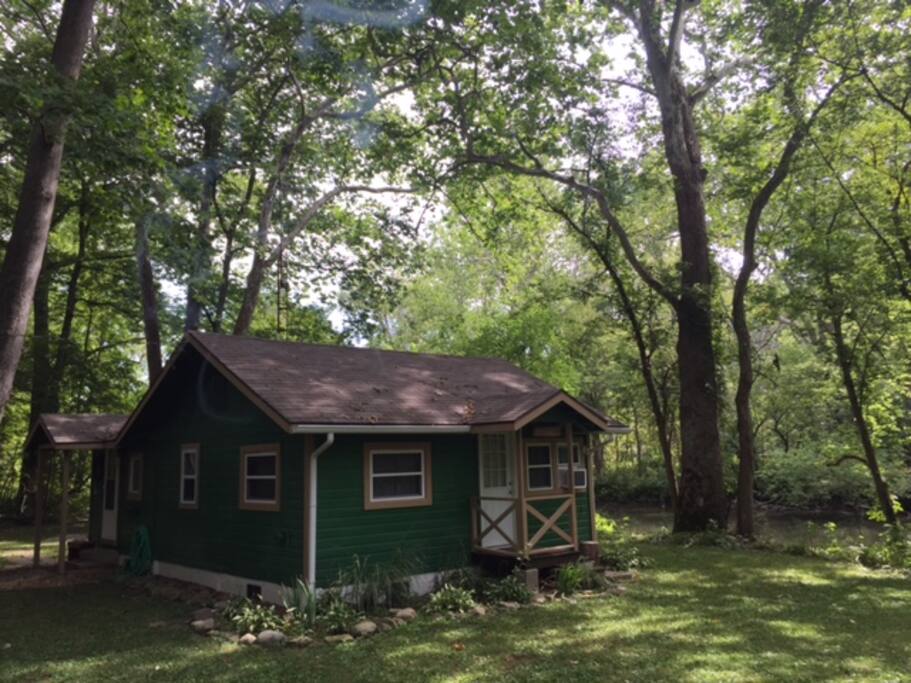 Side view of the the lodge. There are woods on the other side and the Little Miami River is in the back.