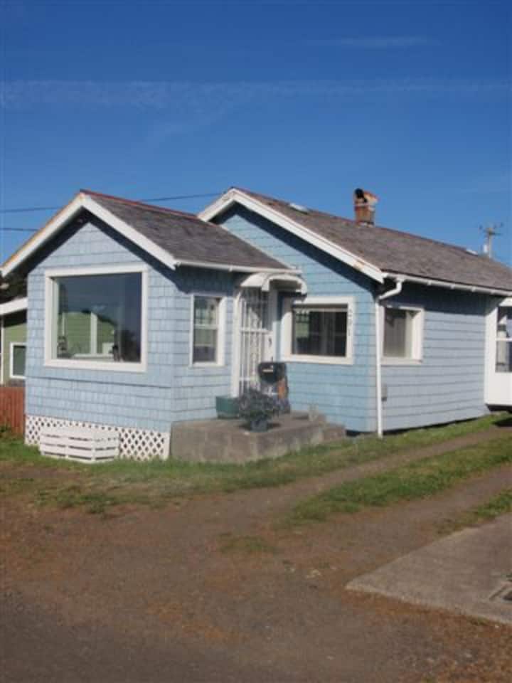 Yachats Oceanview Cottage Cottages for Rent in Yachats, Oregon