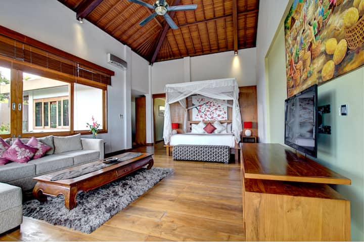 Master bedroom 4