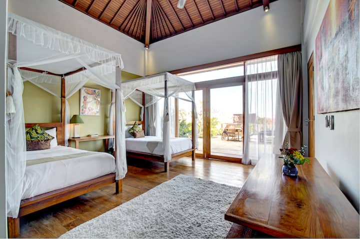 Upstairs Bedroom 3
