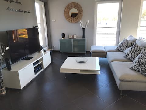 Nice spacious apartment with 3 terraces