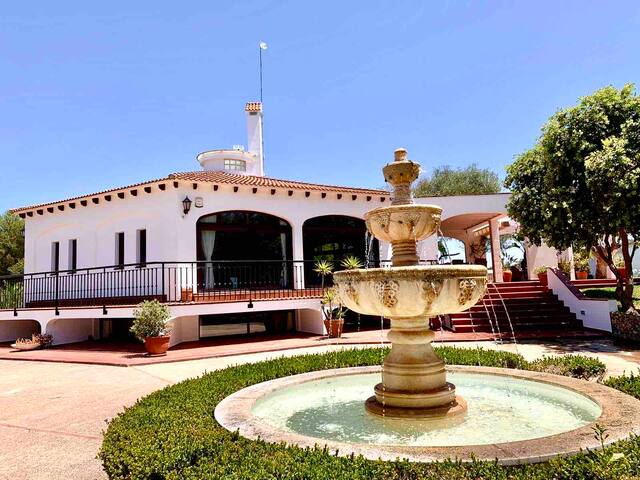 Privacidad, inmensa Villa, tenis, piscina.. gallery image 2