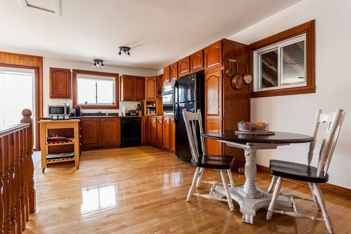 Beautiful functional home great for families gallery image 5