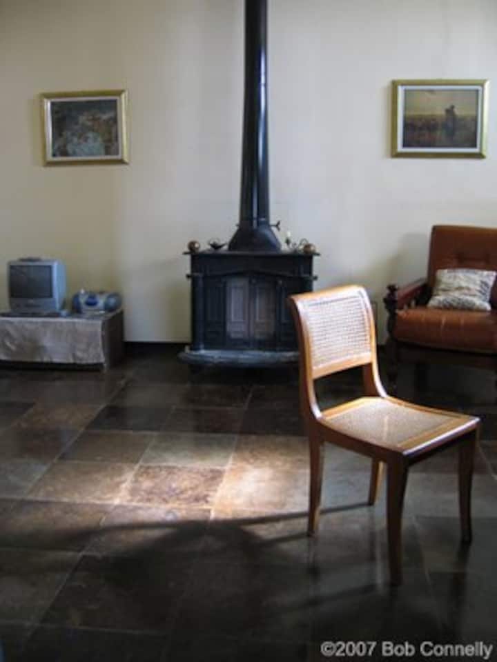 Მისაღები ოთახი