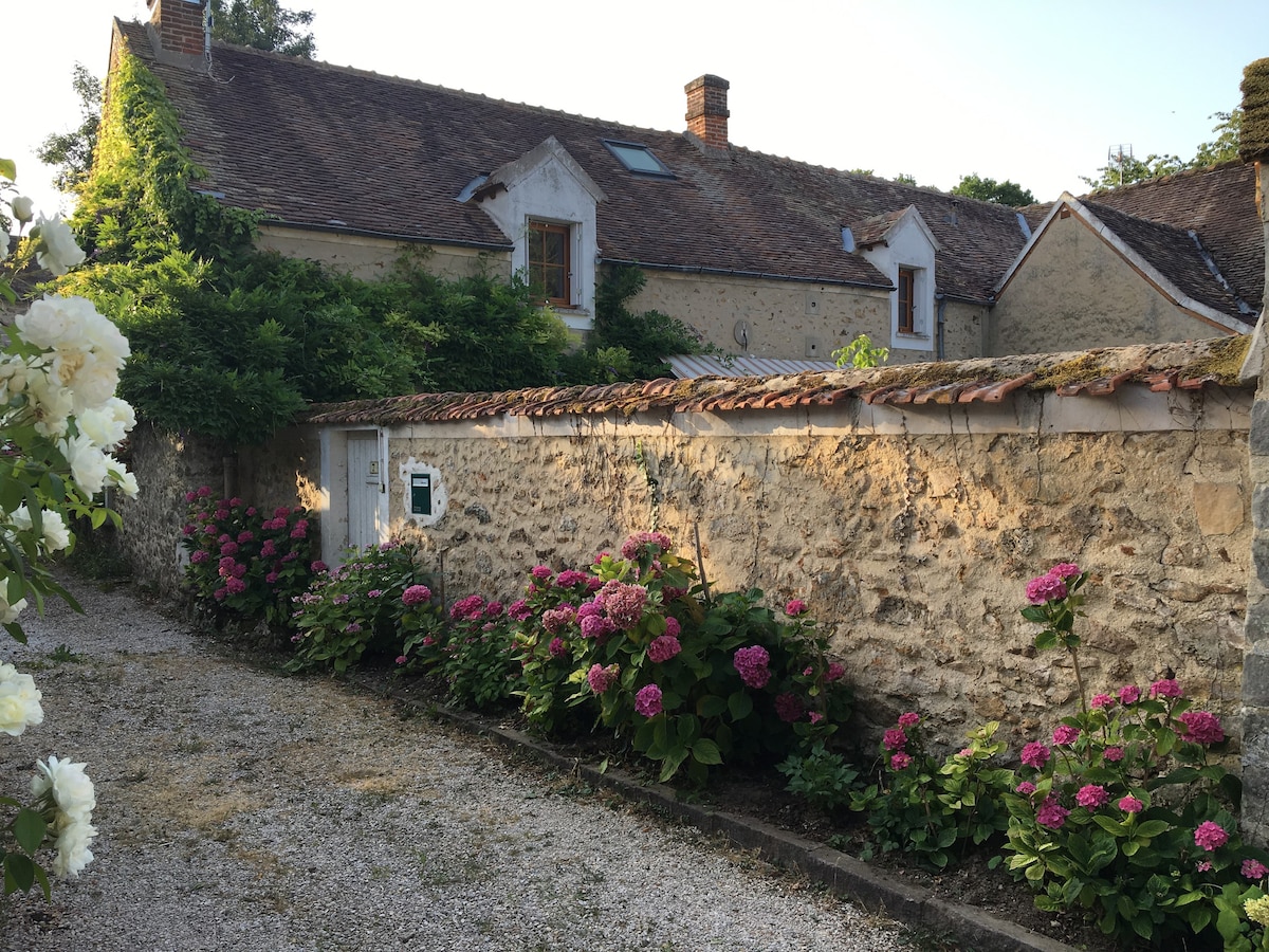 Saint-Sauveur-sur-École: alquileres vacacionales y alojamientos - Isla de  Francia, Francia | Airbnb