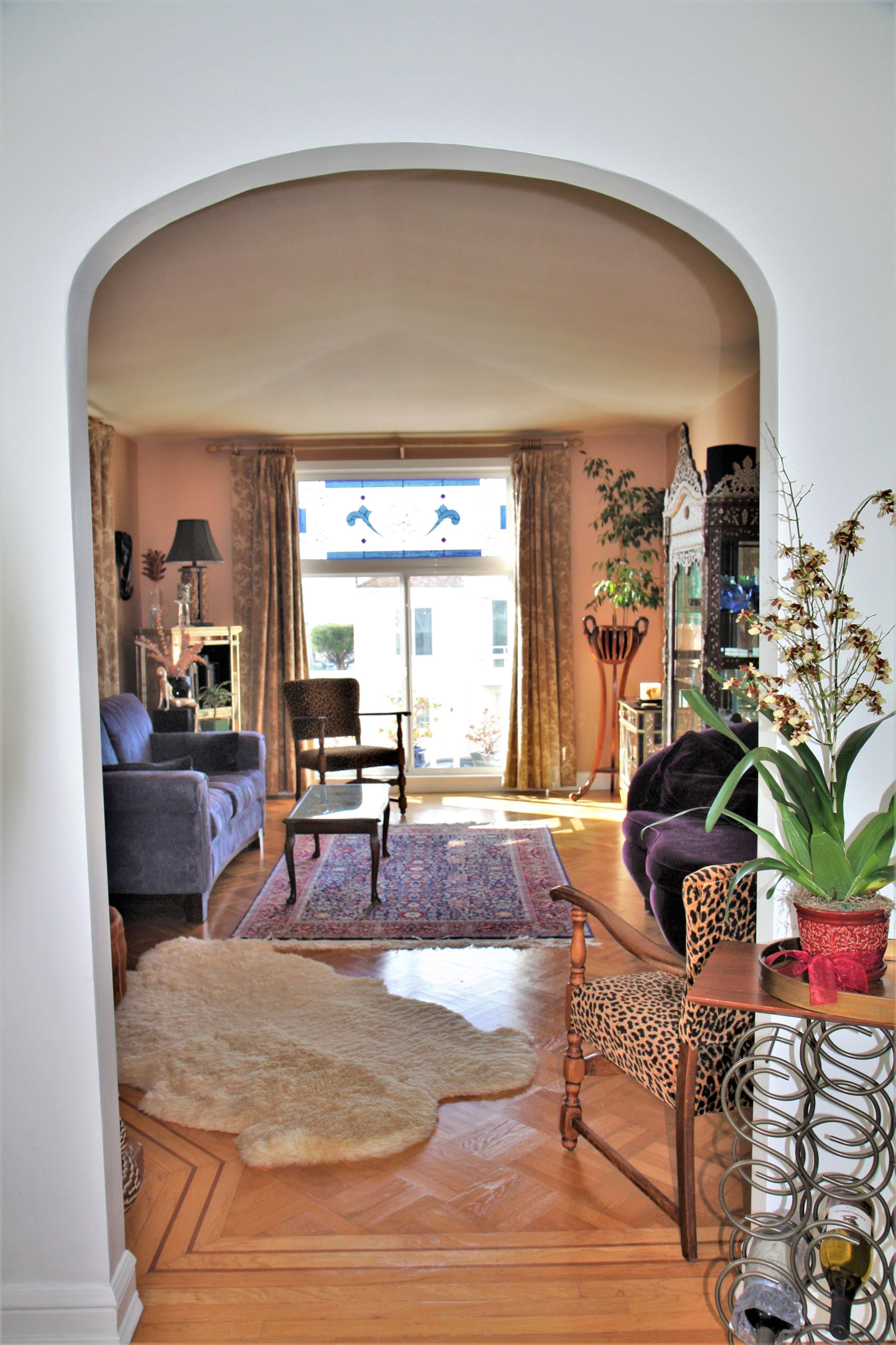 Home in San Francisco · ★4.95 · 2 bedrooms · 2 beds · 1 bath - Image 7